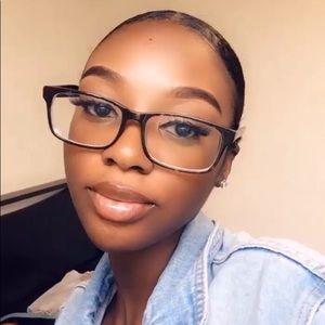 Meet your Posher, Magdalene